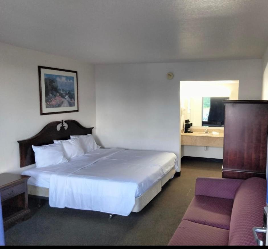Travelodge By Wyndham Salisbury Md Exterior photo